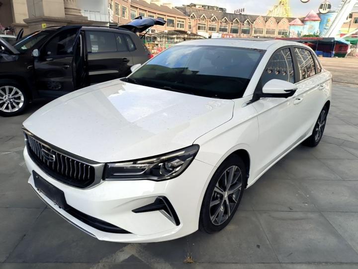Emgrand 2023 4 Champion 1.5L CVT Premium