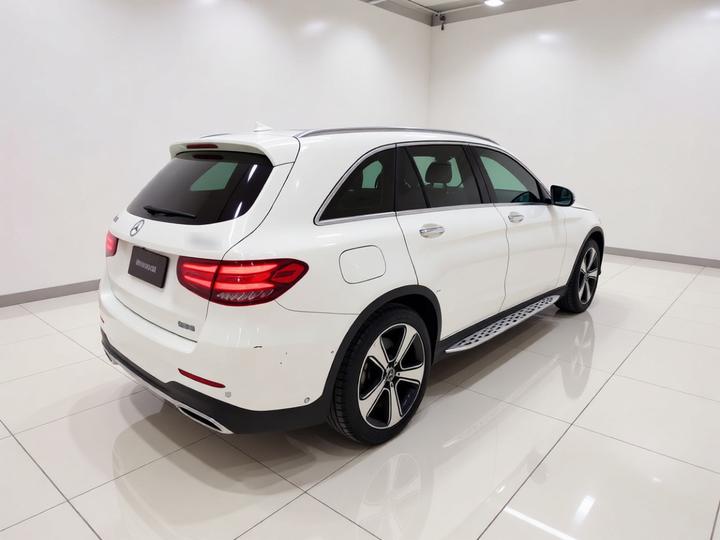 GLC 2019 GLC 300 L 4MATIC Dynamic photo 6