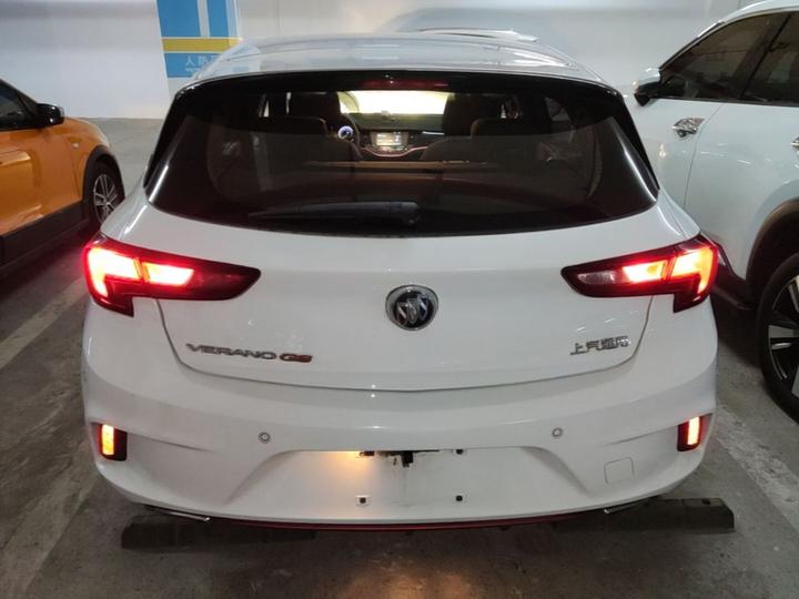 Verano 2016 Hatchback GS 20T DCT Sport photo 3