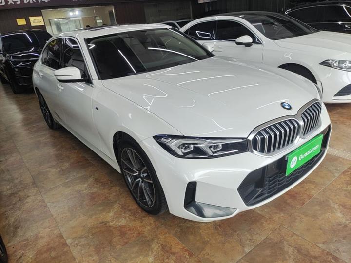 3 Series 2023 320Li M Sport Package photo 3