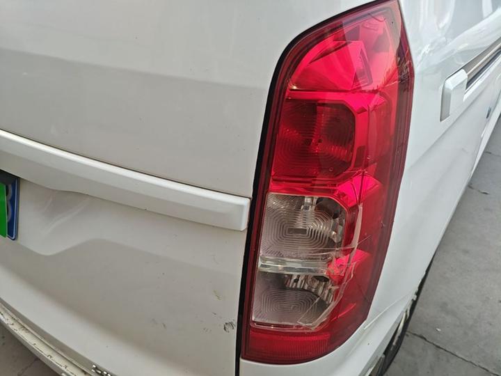 Wuling Hongguang V 2022 1.5L Energetic LAR photo 7