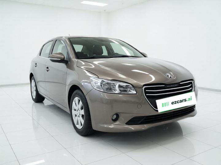 301 2014 1.6L MT Comfort photo 3