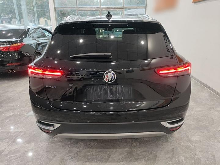 2023 Envision S 552T RWD Luxury photo 5