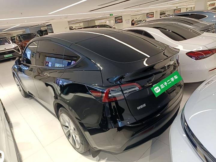 Model Y 2022 Facelift RWD photo 4