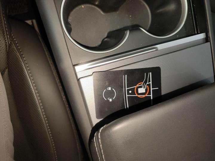 Model Y L 2025 Long Range AWD photo 8