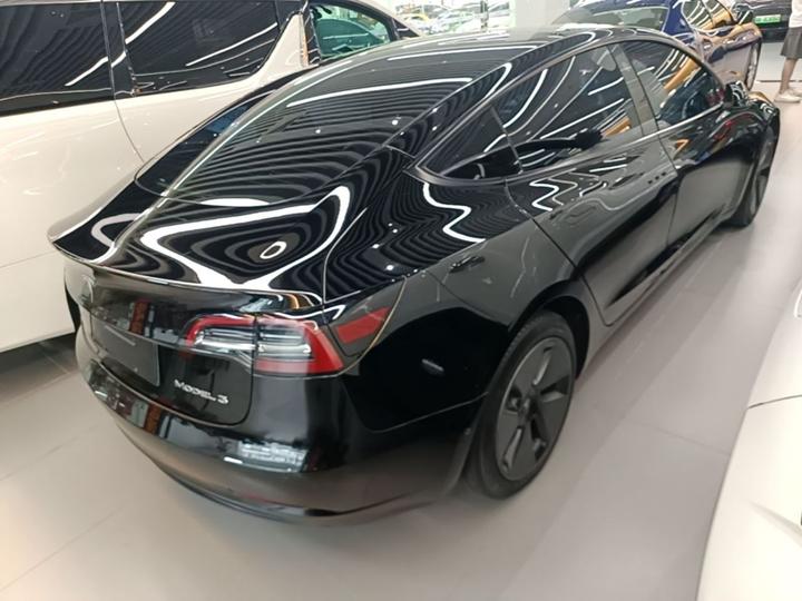 Model 3 2022 RWD photo 4