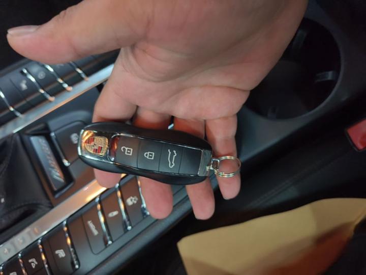 2018 Macan 2.0T photo 8
