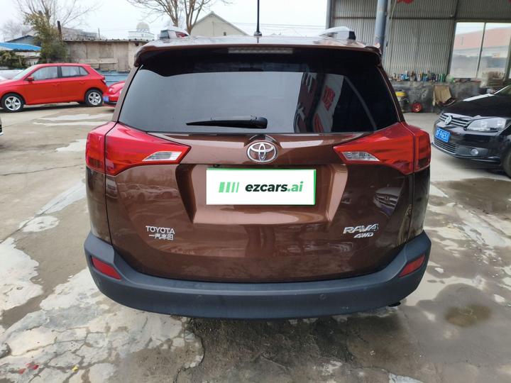 RAV4 2013 2.5L AT AWD Luxury photo 3