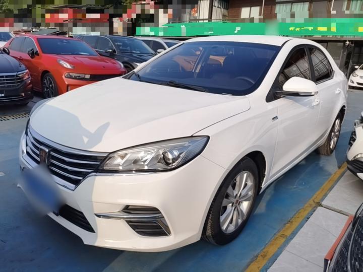 360 2018 PLUS 1.5L AT Luxury