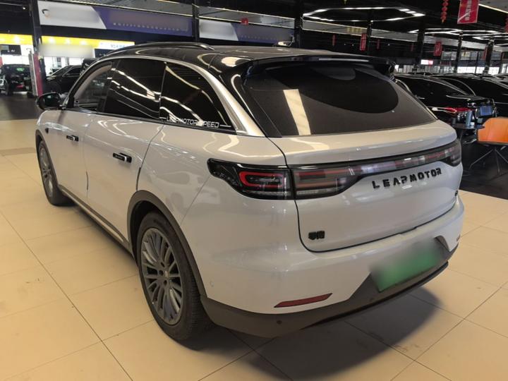 Leapmotor C11 2024 EV 580 Exclusive photo 4