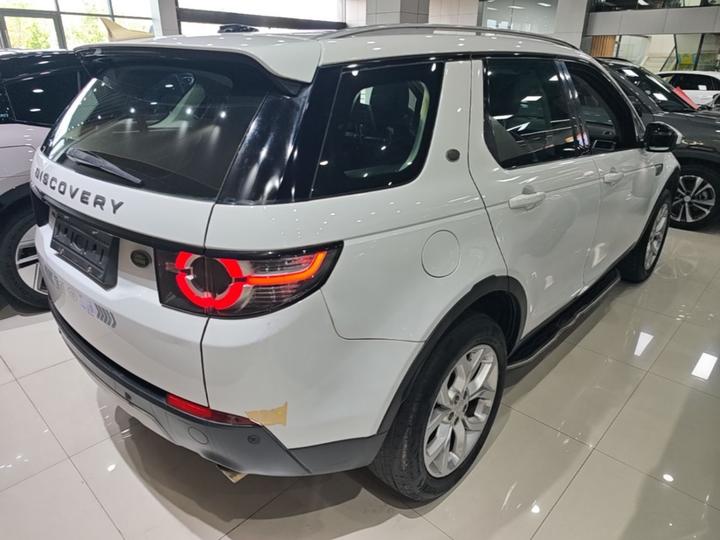Discovery Sport 2016 2.0T HSE photo 4