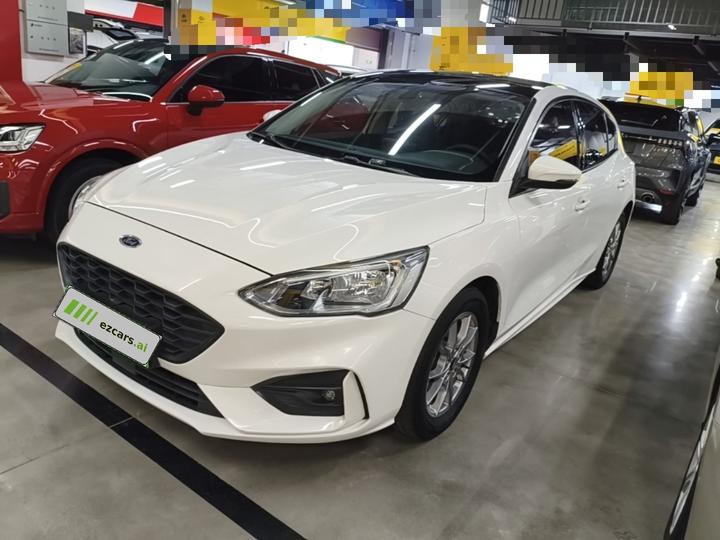 Focus 2020 Hatchback EcoBoost 180 AT