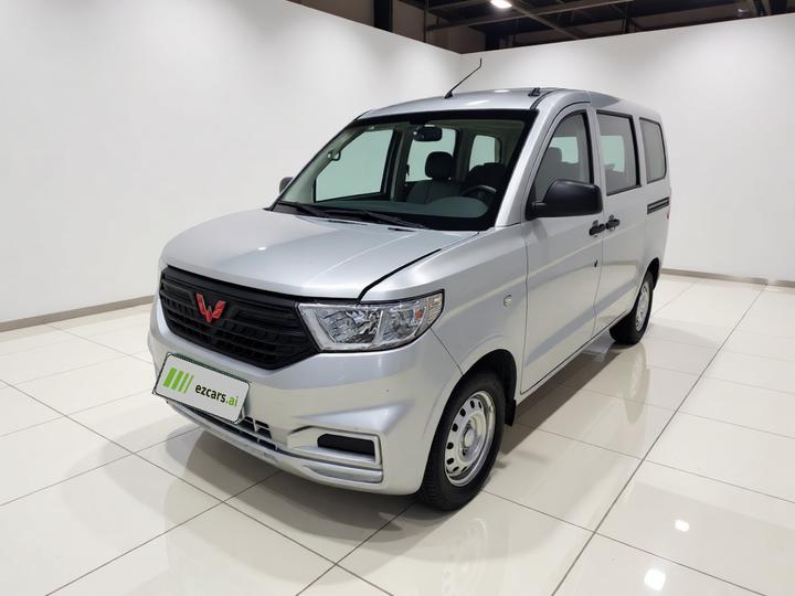 Wuling Hongguang V 2022 1.5L LAR