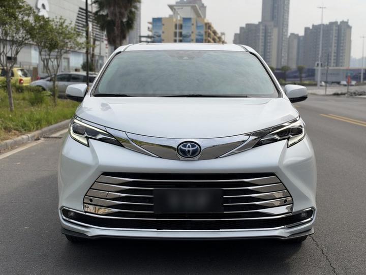 Sienna 2023 2.5L Hybrid Comfort photo 2