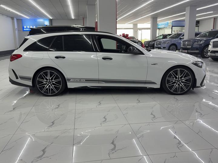 C-ClassAMG 2023 AMG C 43 4MATIC Wagon Special photo 3