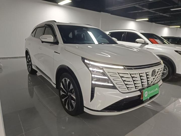CS75 PLUS 2025 4th Gen UItra 2.0T photo 3