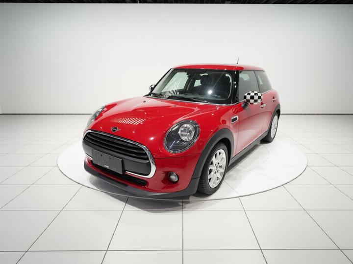 2019 1.5T ONE 5-Door