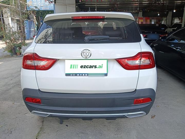 Zhonghua V3 2020 1.6L MT Comfort photo 5