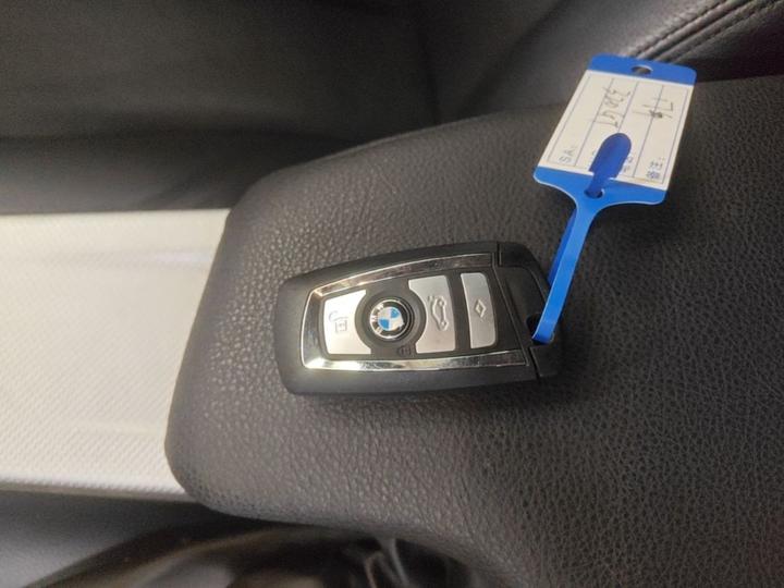 3 SeriesGT 2017 320i M Sport photo 8