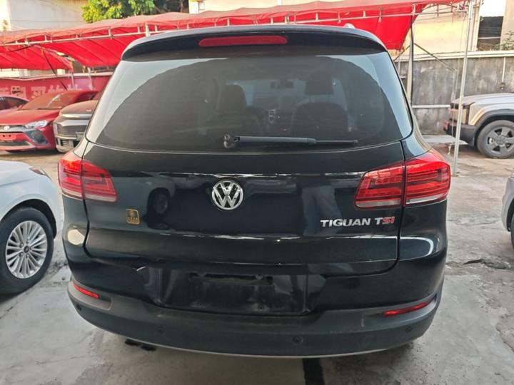 Tiguan 2015 1.8TSI AT RWD Luxury photo 5