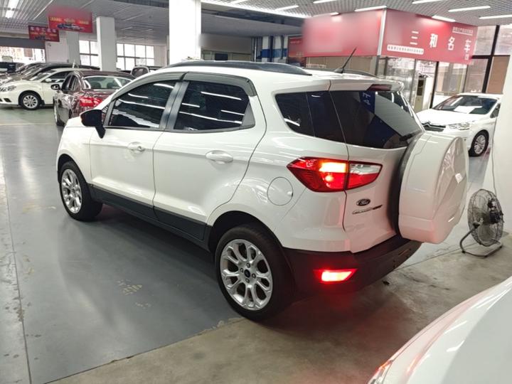 2018 1.5L AT photo 4