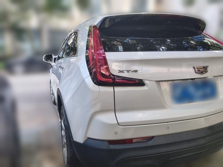 XT4 2018 28T RWD Tech photo 4