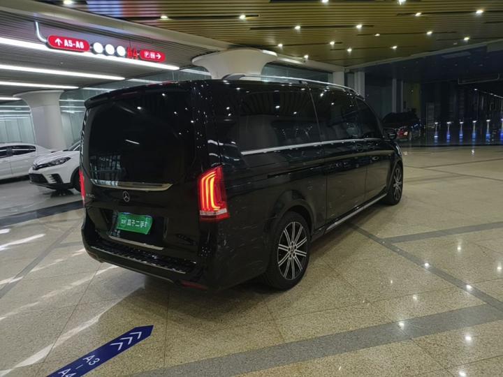 V-Class 2021 V 260 L Long Wheelbase Luxury photo 7