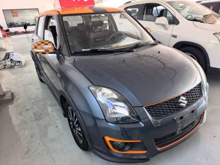 Swift 2016 1.5L AT Fashion photo 3