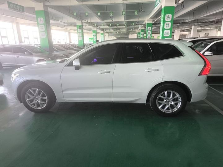 XC60 2019 T5 AWD China V photo 4
