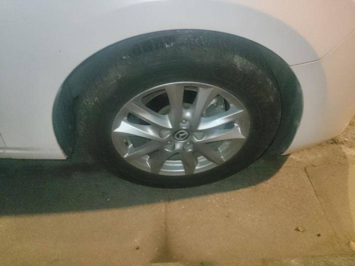 3 Axela 2019 Hatchback 1.5L AT Comfort China VI photo 8