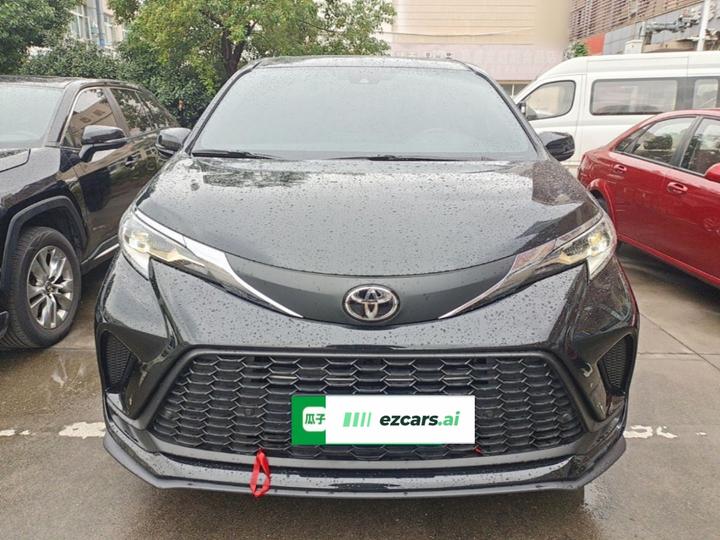 Granvia 2024 2.5L Hybrid Comfort photo 2