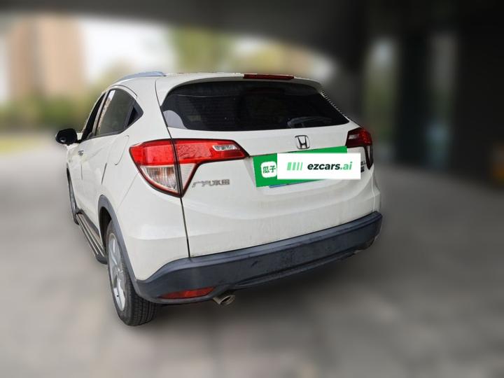 Vezel 2020 220 TURBO CVT Elite photo 4