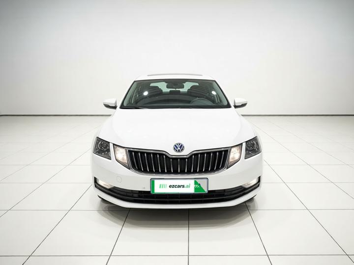Octavia 2019 TSI230 DSG Comfort China VI photo 3