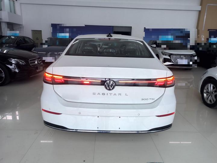 Sagitar 2026 L 300TSI DSG Elite photo 3