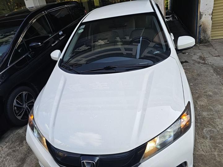 2017 1.5L CVT Comfort photo 2