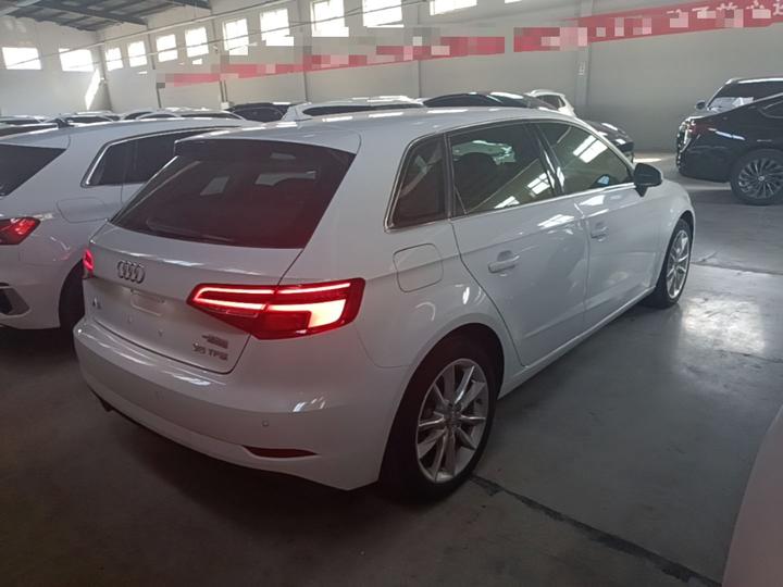 A3 2018 30 Anniversary Sportback 35 TFSI Progressive photo 4