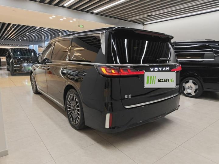 Voyah Dreamer 2026 PHEV Qiankun Ultra photo 4