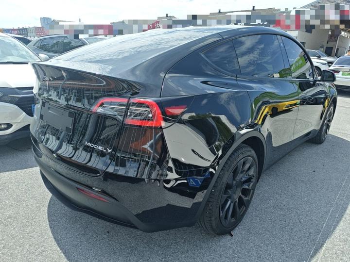 Model Y 2022 RWD photo 4