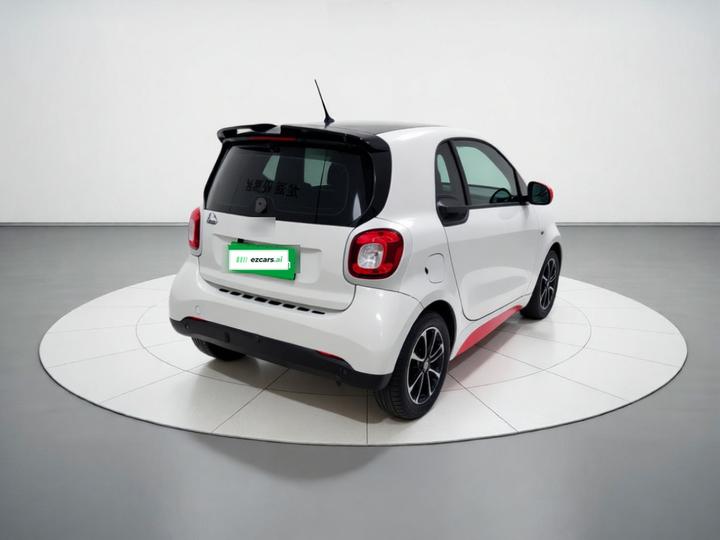 fortwo 2015 1.0L 52 Coupe photo 6
