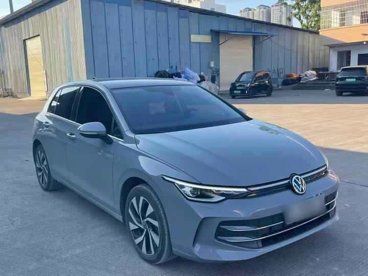 Golf 2026 300TSI Pro photo 3