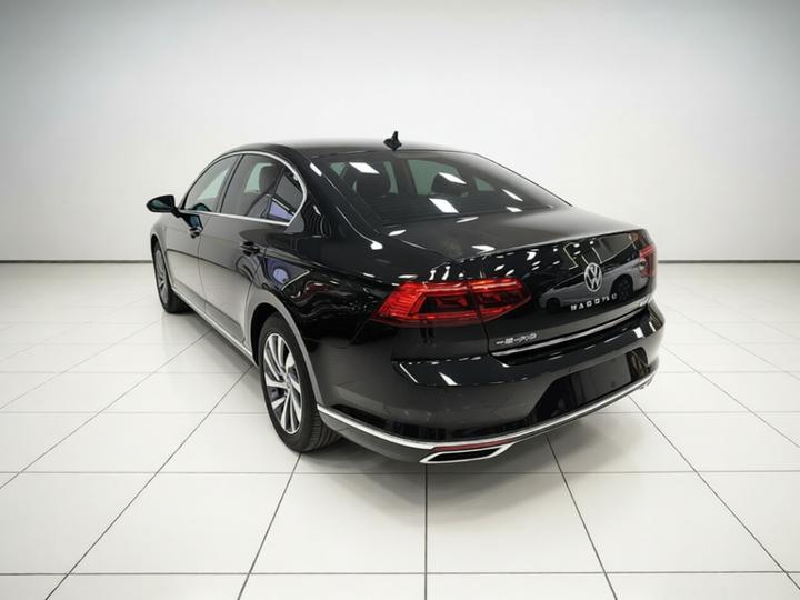 Magotan GTE PHEV 2022 GTE Luxury photo 4