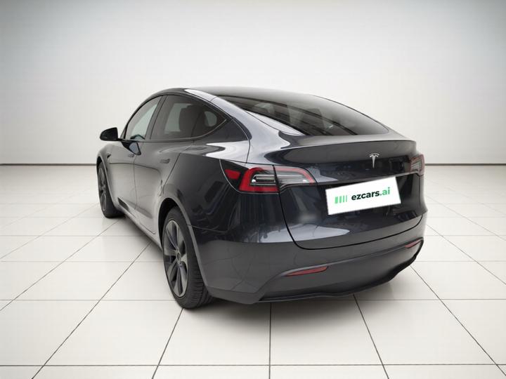 Model Y 2024 RWD photo 4