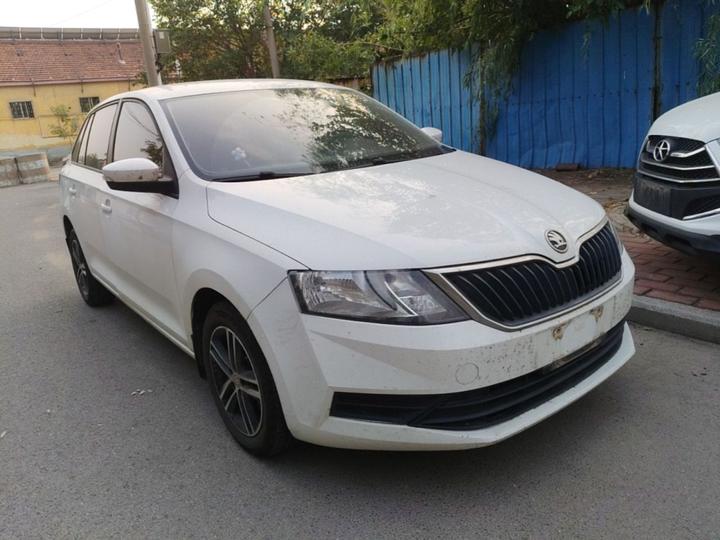 Rapid Spaceback 2019 Facelift 1.5L AT Standard China V photo 3