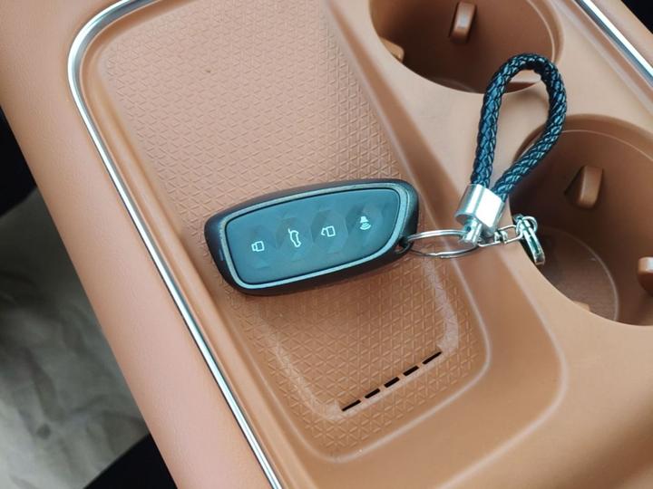 MAX 2025 Hi4 165 Ultra ADAS photo 8