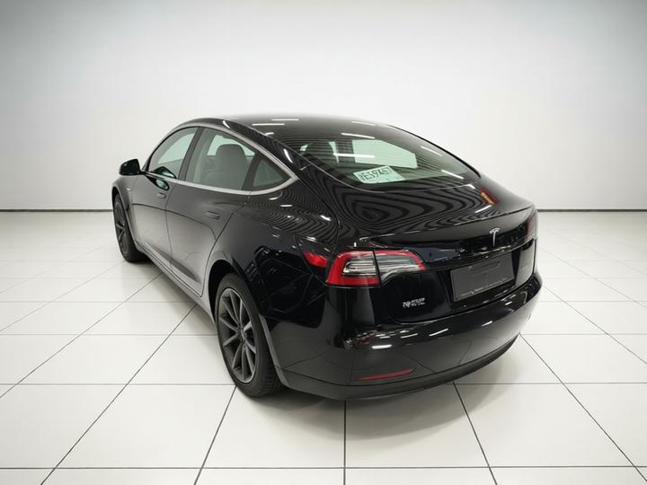 Model 3 2022 RWD photo 4