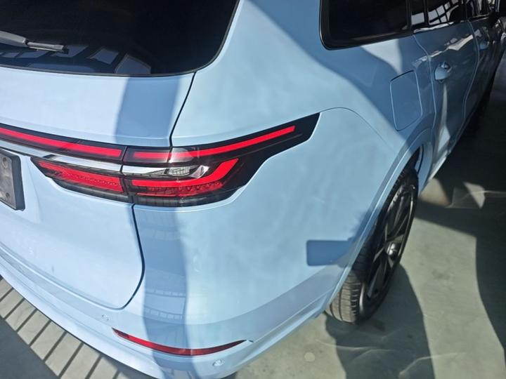 Li Auto ONE 2020 EREV 6-Seater photo 7