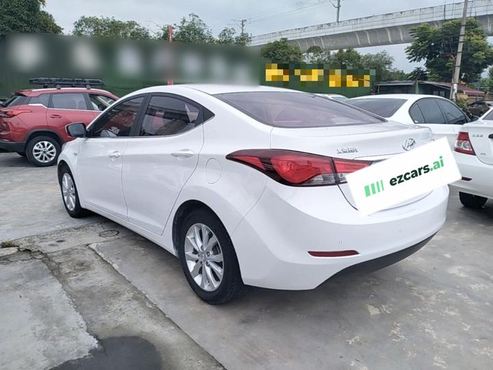 Elantra 2016 1.6L AT Smart photo 4