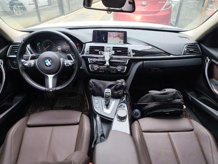 3 Series 2019 320Li M Sport Package photo 5