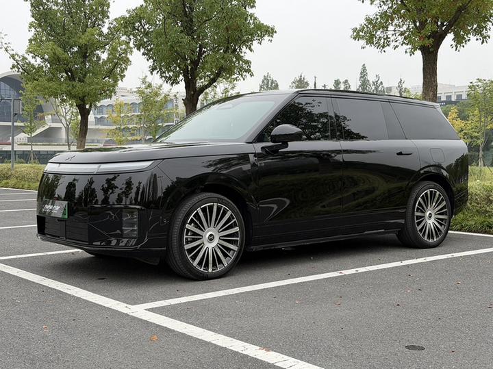 GX 2026 EREV 1585 AWD Ultra