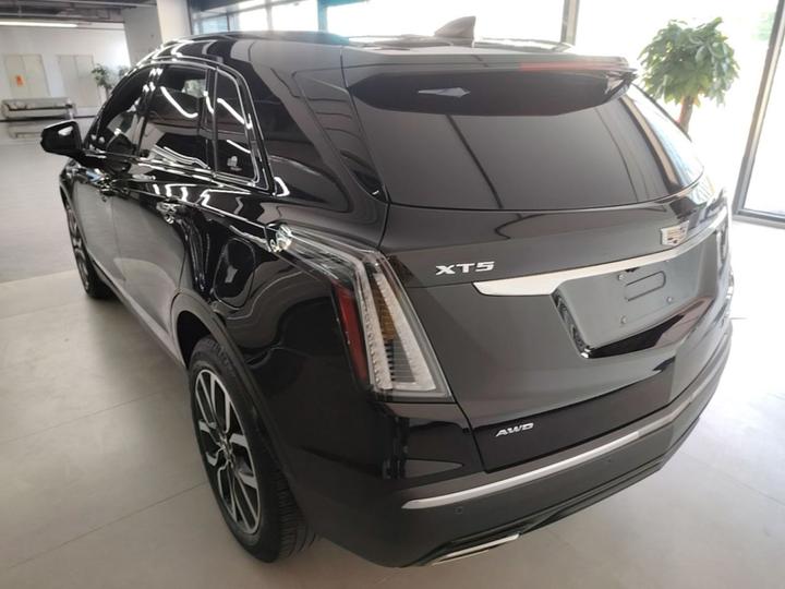 XT5 2022 2.0T AWD Luxury photo 4
